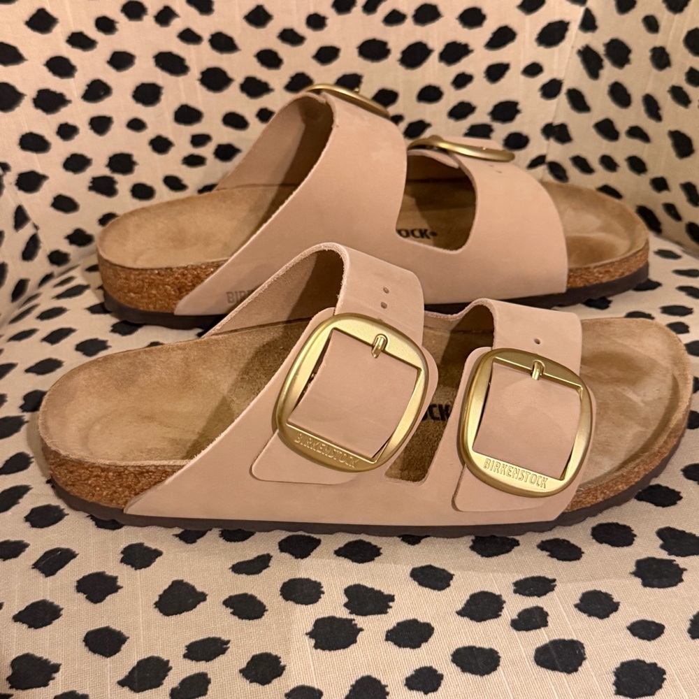Birkenstock Women's Arizona Tan Sandals - Picture 4 of 6